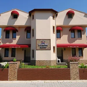 https://burak-apart-hotel.aegeanhotels.net